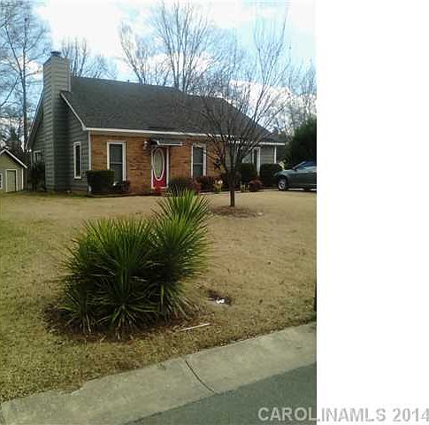 1st image of 643 Pennwood Ln