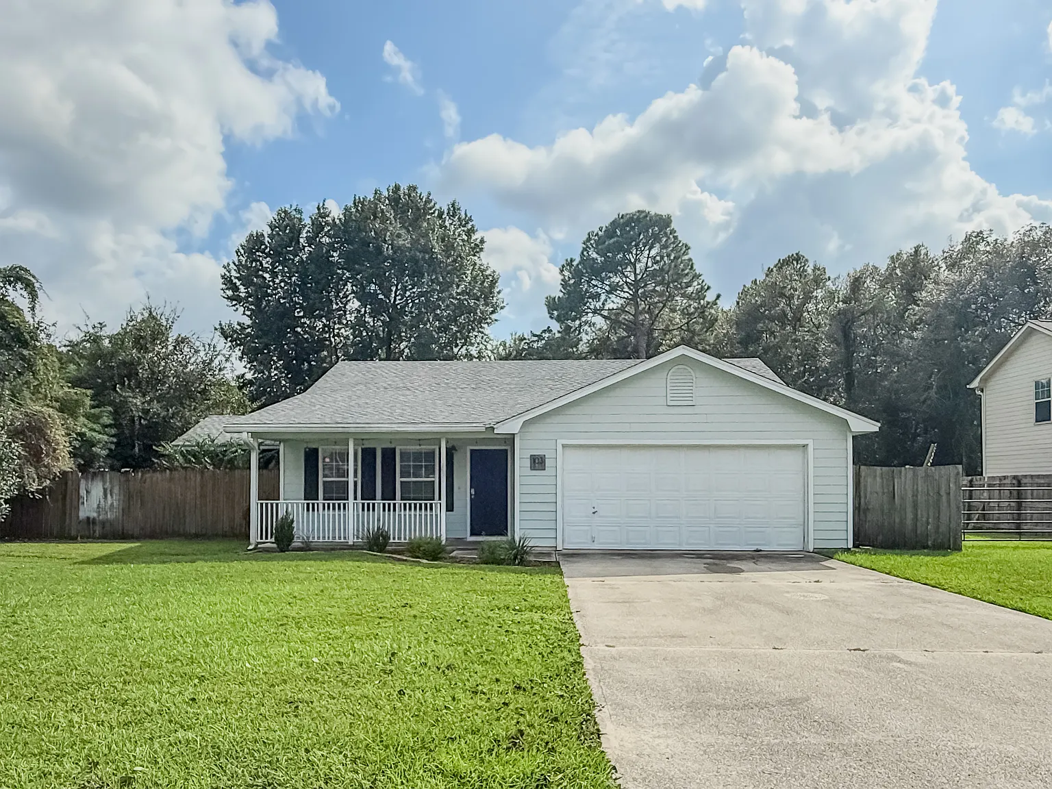 3 bed, 1756 sqft, $2,000 — Photo 1