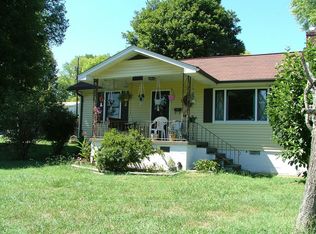 908 High St, Clinton, TN 37716