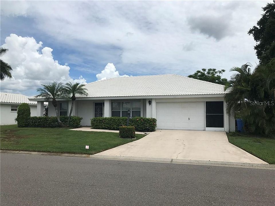 1st image of 3907 Riverwalk Ct