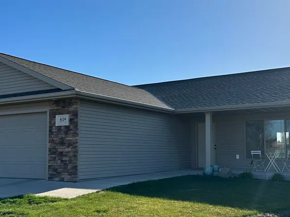 6124 Meander Cir, Juniata, NE 68955