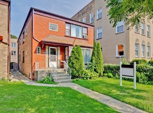 125 Custer Ave, Evanston, IL 60202