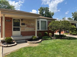 8037 Robindale Ave, Dearborn Heights, MI 48127