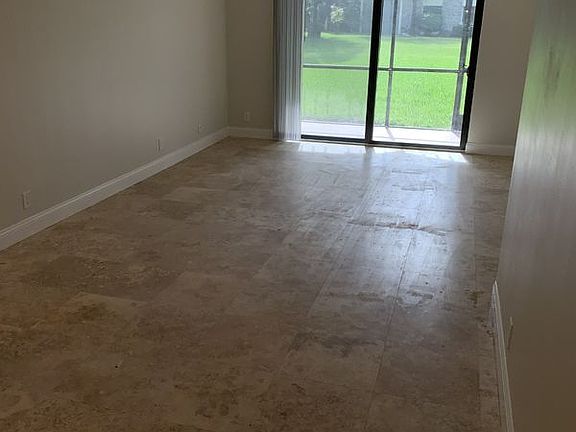 4th image of 3109 Oakland Shores Dr APT G108