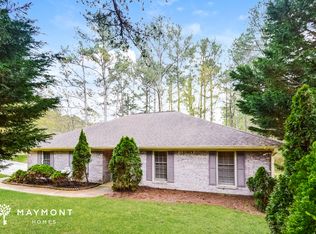 301 Clubland Cir SE, Conyers, GA 30094