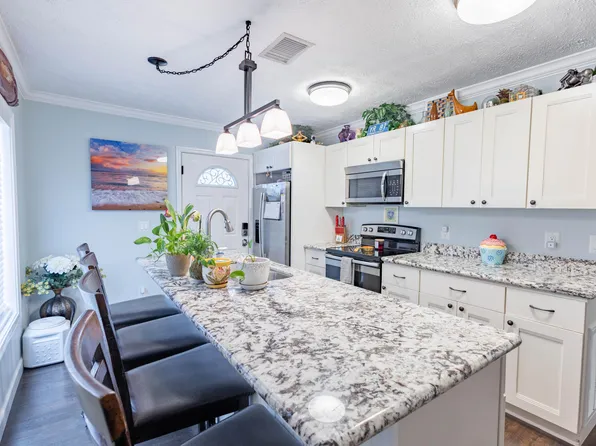 7 Ed Swift Rd, Big Coppitt Key, FL 33040