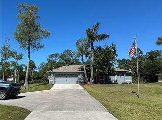 141 2nd St SE, Naples, FL 34117
