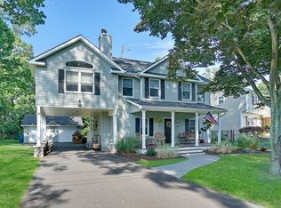 4 Orange St, Oakhurst, NJ