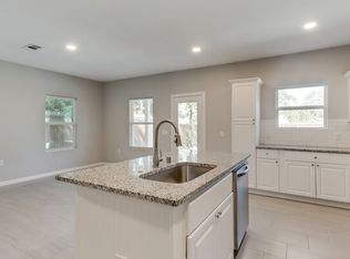 923 W Collins St, Denison, TX 75020