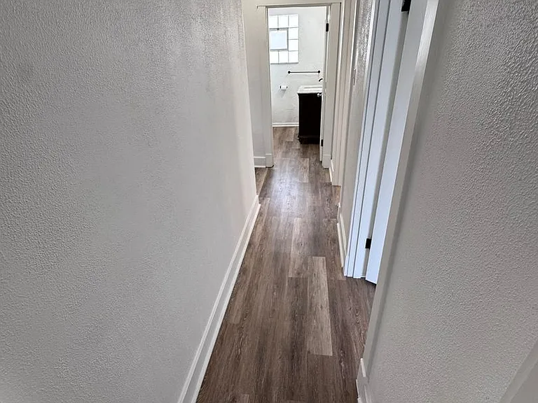 3211 Walnut St — Photo 27