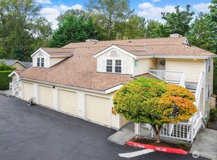 2720 118th Ave SE APT 302, Bellevue, WA