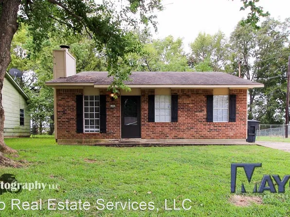 1307 Norris Dr, Bossier City, LA 71111