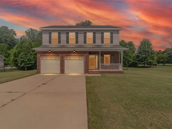7002 Porthole Pl, Suffolk, VA 23435