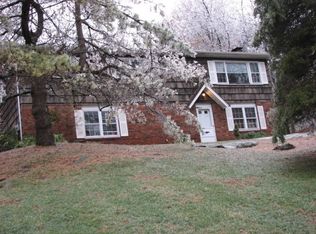 288 Stanhope Rd, Sparta, NJ 07871