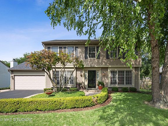 2nd image of 3911 Wood Creek Dr