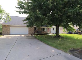 728 N Waveland Rd, Janesville, WI 53548