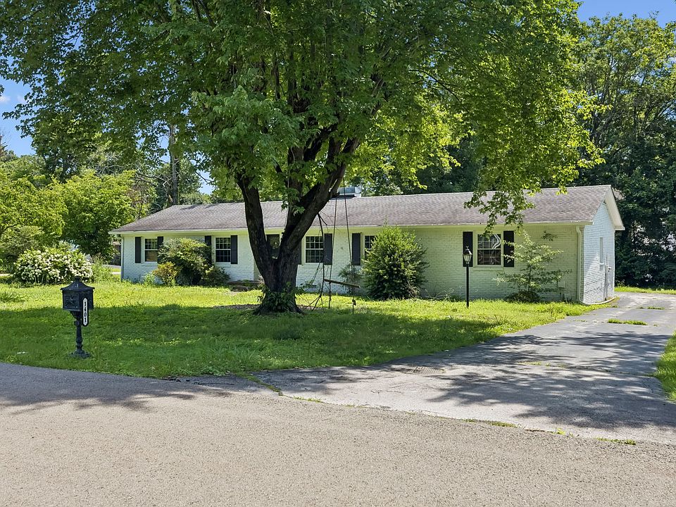 1st image of 1401 Manor Rd
