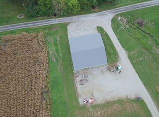 14144 Williamson Rd, Virden, IL 62690