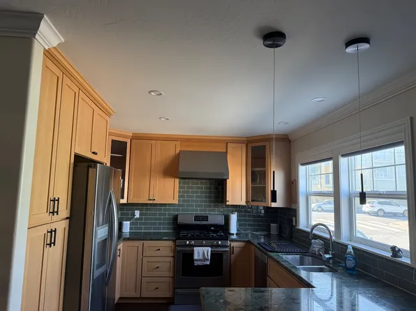589 Alvarado St, San Francisco, CA 94114