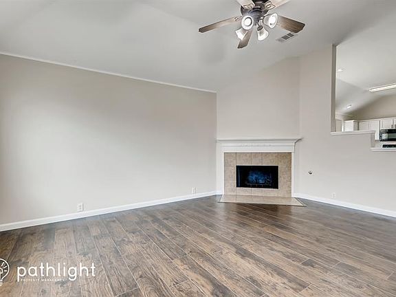 2nd image of 1031 Abigail Dr