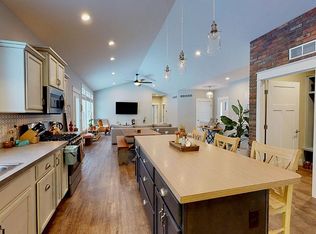 237 Luce St SW, Grand Rapids, MI 49534