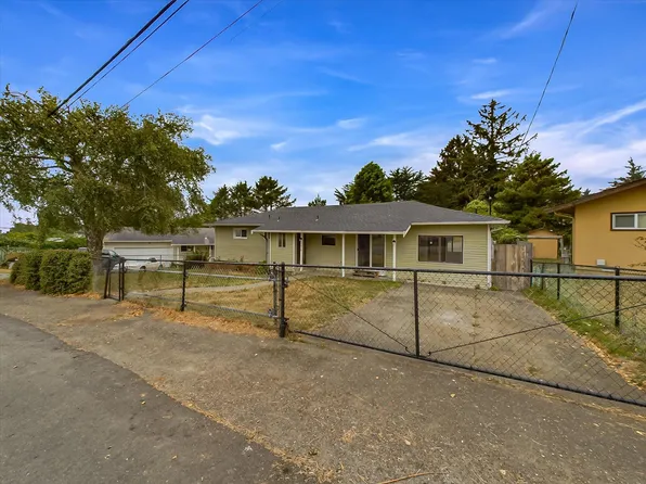 2475 Donna Dr, Eureka, CA 95503