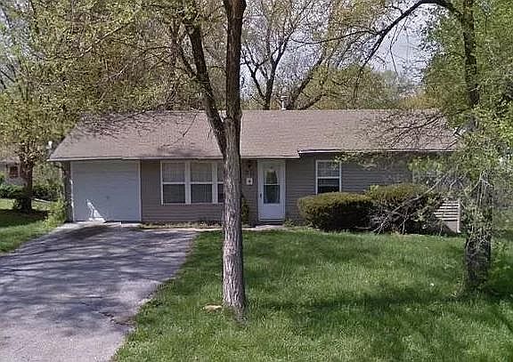 1st image of 11212 Crystal Ave