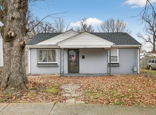 137 Seneca Trl, Louisville, KY 40214