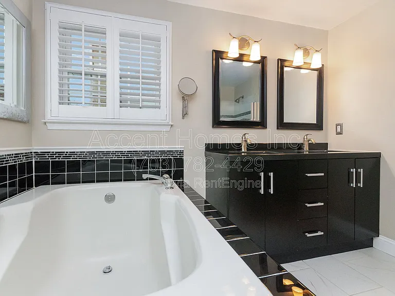 7579 Cross Gate Ln — Photo 27