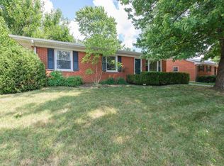 556 Plainview Rd, Lexington, KY 40517