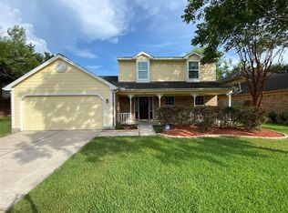 810 Oak Harbor Dr, Houston, TX 77062