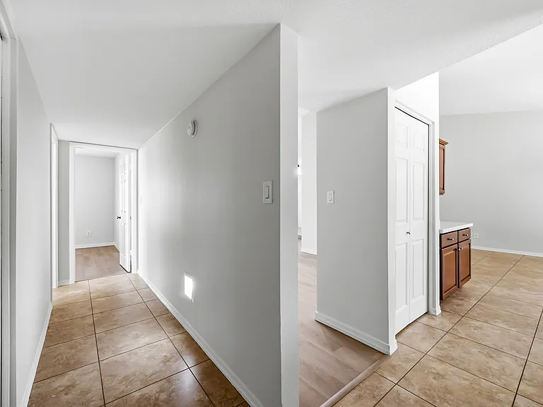 6232 W Sierra St — Photo 25