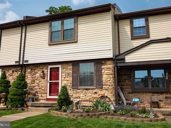 953 Bancroft Pl, Warminster, PA 18974