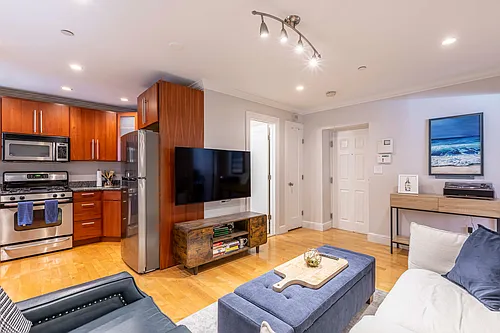 52 Cooper St #1 Photo 1