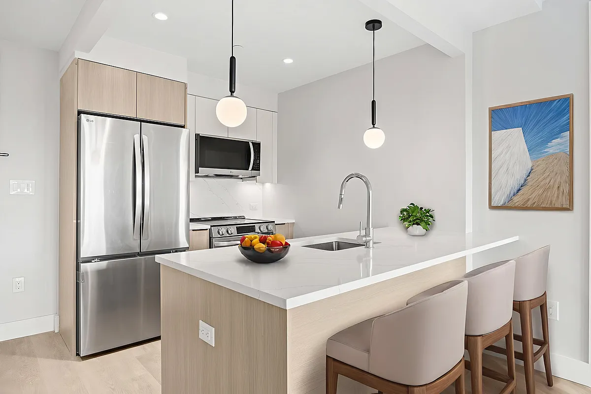 Building Photo - 153-38 Hillside Ave #5E