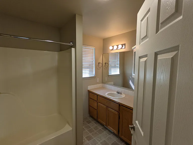 14617 SE 188th Way — Photo 18