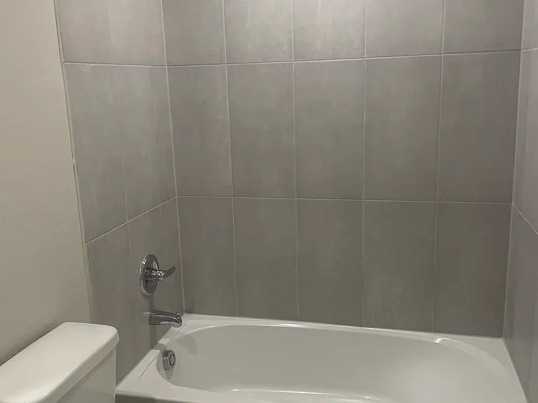 501 Green Grass Dr — Photo 15