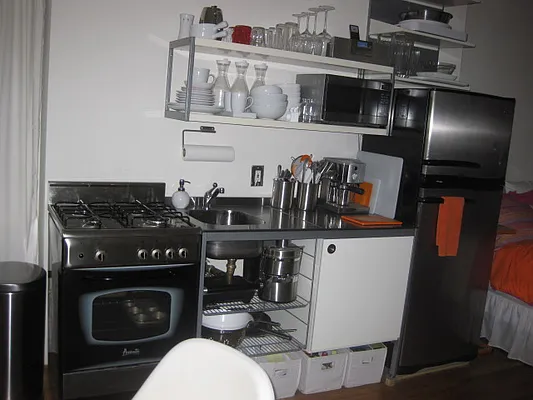 Rented by Skygroup Realty | media 8