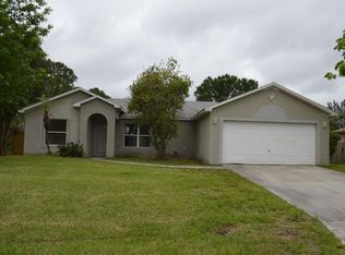 1856 Firethorn Rd NW, Palm Bay, FL 32907