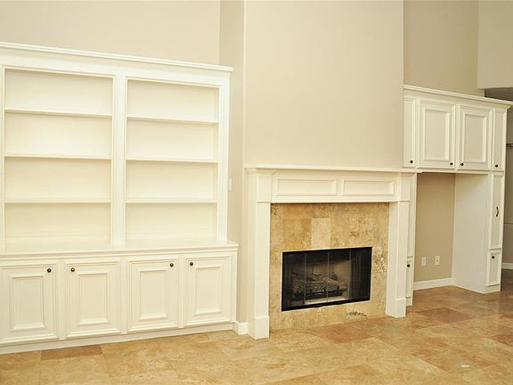 3rd image of 3127 Canyon Oak Ct