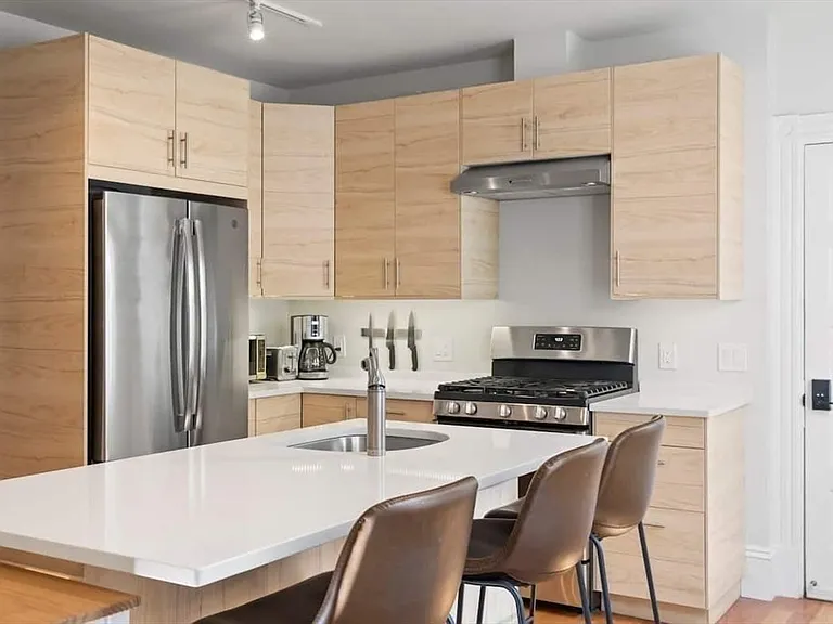 334 Highland Ave #1 — Photo 2