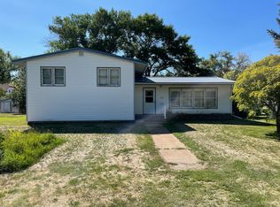 601 4th St, Hecla Village, SD 57446