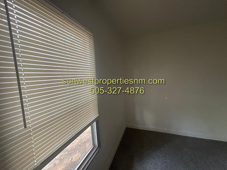 1310 Sanchez Ln — Photo 10