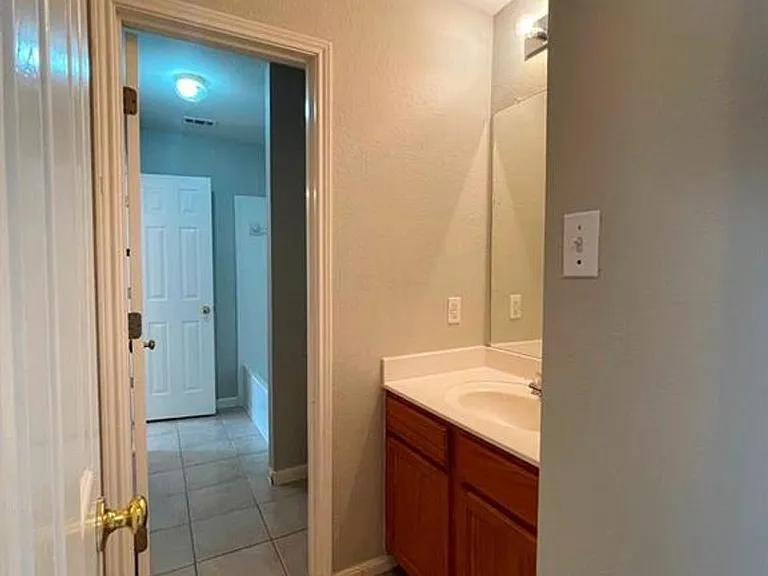 2305 Bakers Way — Photo 19