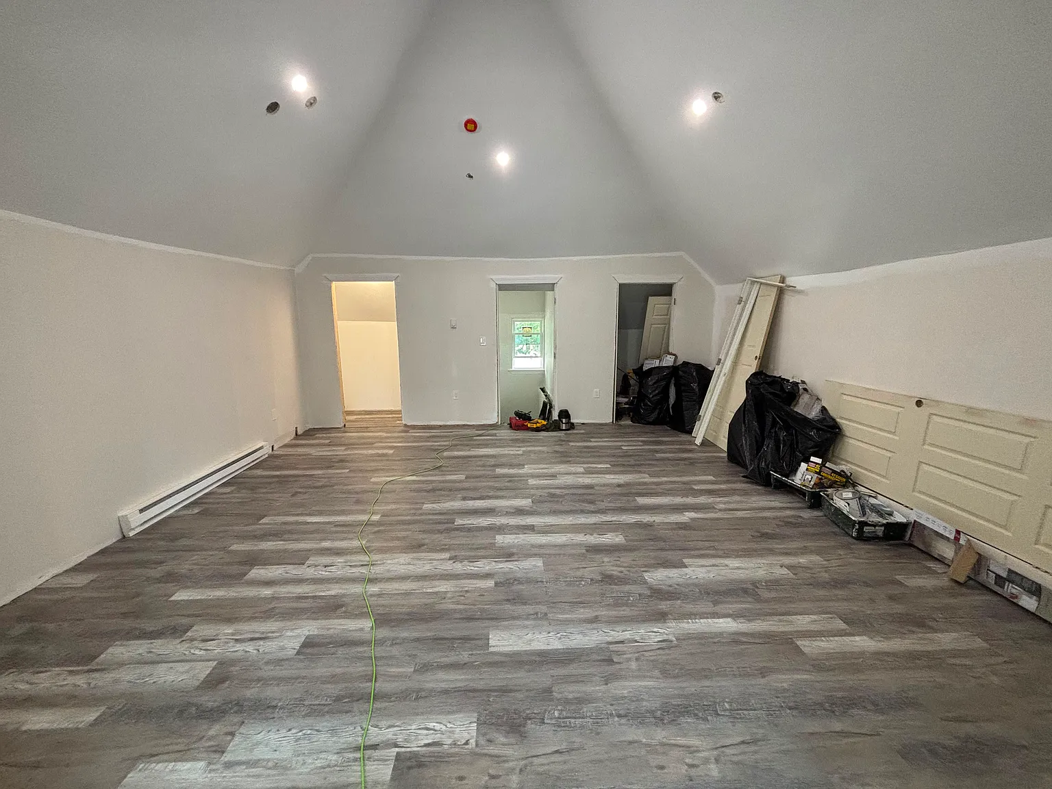 2 bed, 1000 sqft, $2,600 — Photo 1