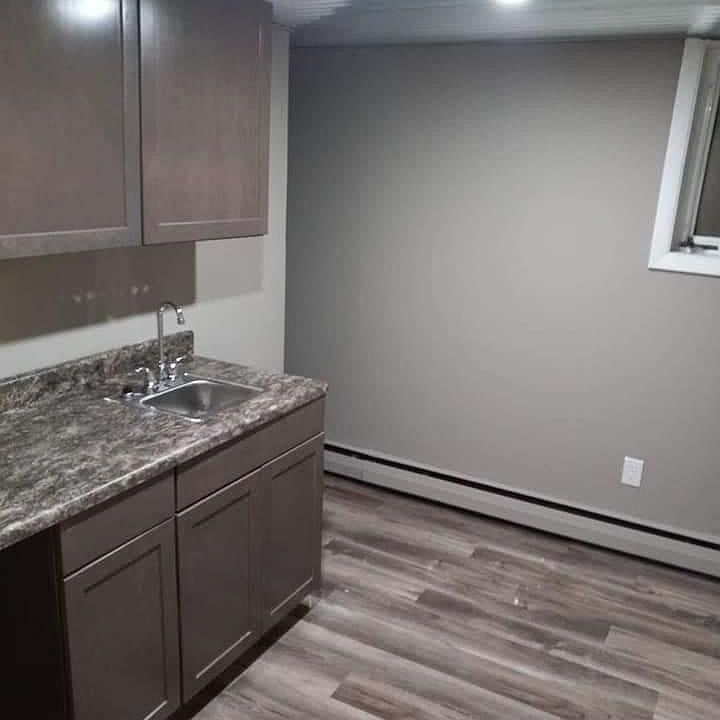 2nd image of 572 Main St #1