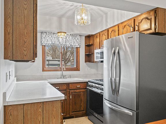5th image of 620 Bowers BOULEVARD #4