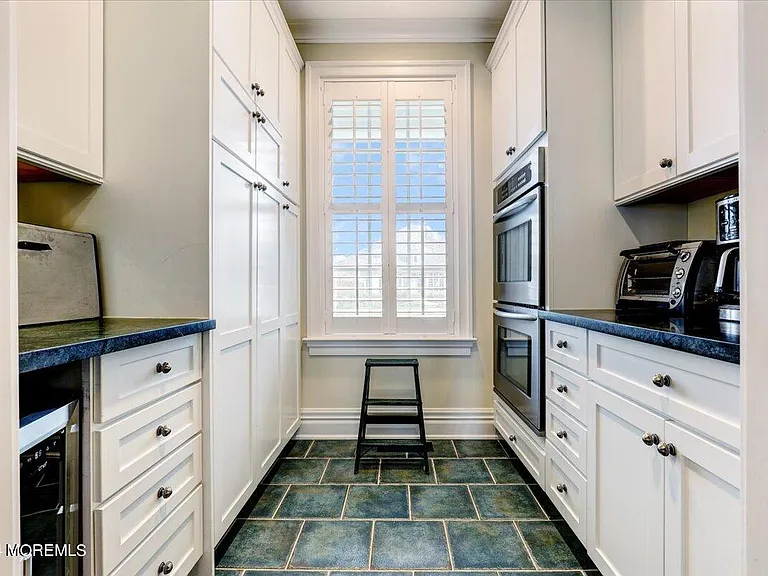 225 Channel Ln — Photo 15