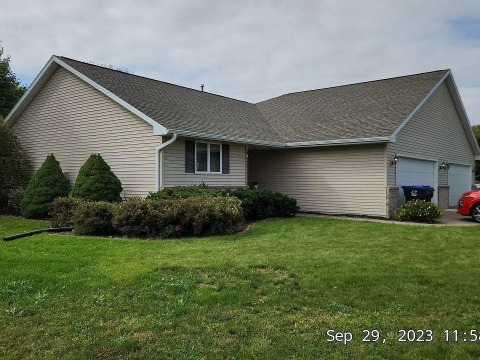 W3181 Westowne Ct