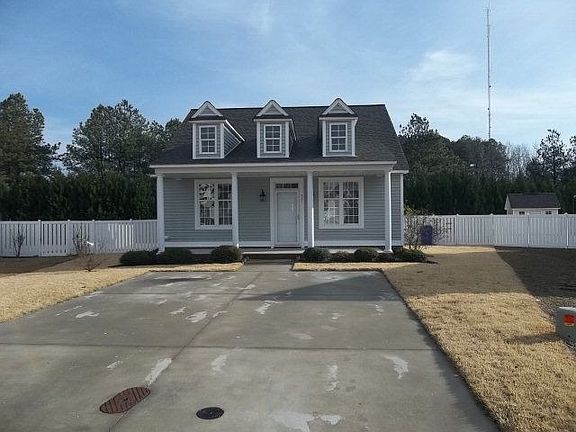 4th image of 521 Davis Farms Dr